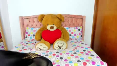 Snapshot of andreaytatyts chatting on 11.09.25 Andrea Y Taty online show from 11.09.25