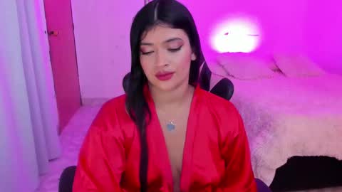 Snapshot of andreeart chatting on 02.20.25 ig online show from 02.20.25