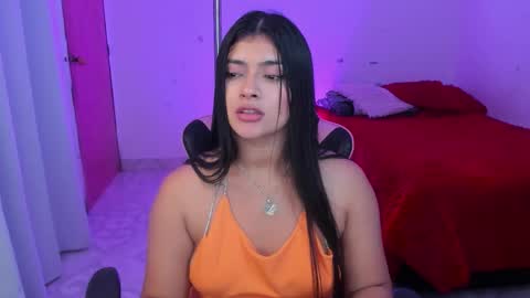 Snapshot of andreeart chatting on 02.14.26 ig online show from 02.14.26