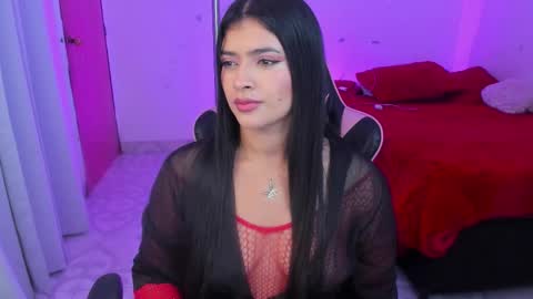 Snapshot of andreeart chatting on 02.20.26 ig online show from 02.20.26