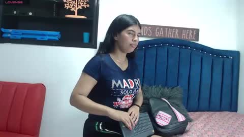 Snapshot of andreinabrown18 chatting on 12.04.24 Andreina online show from 12.04.24