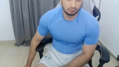 andres180950734 online show from 10.27.25