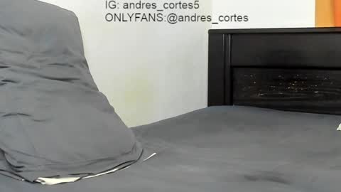Snapshot of andres_cortes5 chatting on 12.28.24 ANDRES CORTES online show from 12.28.24