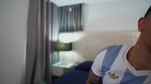 Andres Lopez online show from 04.24.26