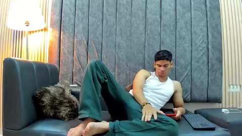 andres_stud online show from 11.22.25