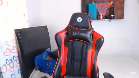 Andres white online show from 11.05.25