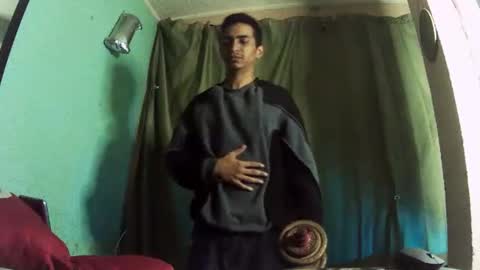 andrescaraballo18 online show from 11.10.25