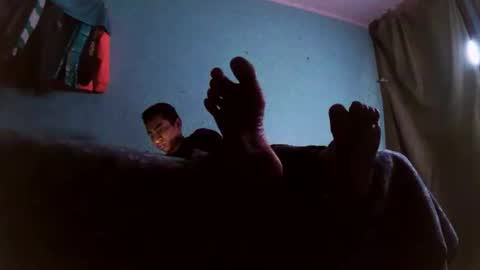 andrescaraballo18 online show from 11.17.25