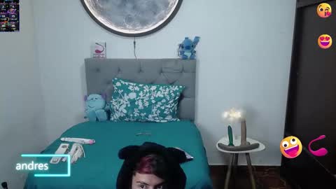 andrescruz_ online show from 10.14.25