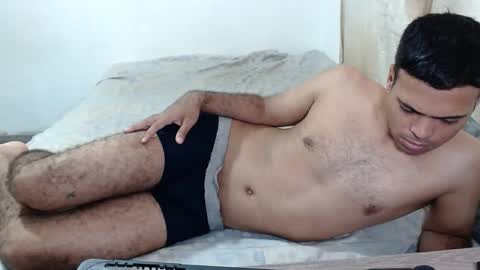 Snapshot of andresfern chatting on 10.09.25 ANDRES online show from 10.09.25