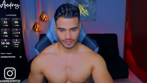 Snapshot of andresfiit chatting on 12.15.24 Andres online show from 12.15.24
