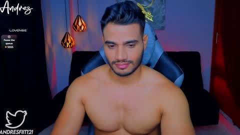 Snapshot of andresfiit chatting on 12.20.24 Andres online show from 12.20.24