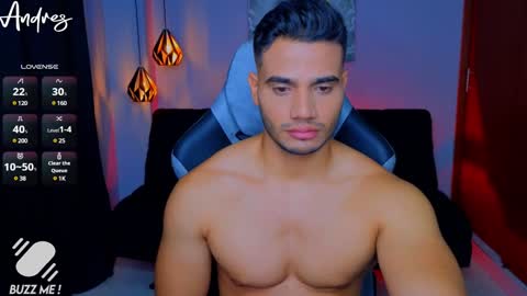 Snapshot of andresfiit chatting on 12.21.24 Andres online show from 12.21.24