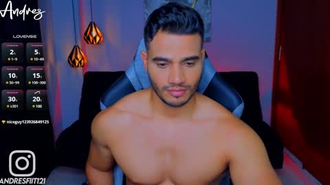 Snapshot of andresfiit chatting on 12.24.24 Andres online show from 12.24.24