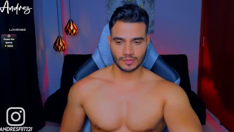 Snapshot of andresfiit chatting on 12.27.24 Andres online show from 12.27.24