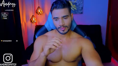 Snapshot of andresfiit chatting on 01.24.25 Andres online show from 01.24.25