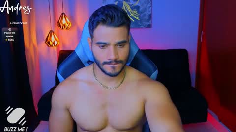 Snapshot of andresfiit chatting on 01.28.25 Andres online show from 01.28.25
