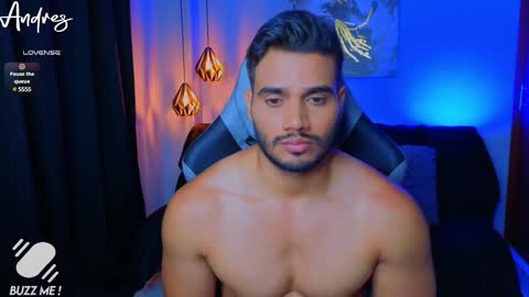 Snapshot of andresfiit chatting on 02.16.25 Andres online show from 02.16.25