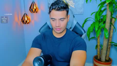 Snapshot of andresfiit chatting on 09.10.25 Andres online show from 09.10.25