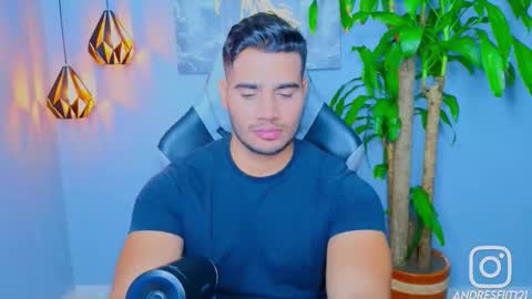 Snapshot of andresfiit chatting on 09.26.25 Andres online show from 09.26.25