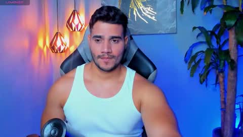 Snapshot of andresfiit chatting on 10.19.25 Andres online show from 10.19.25