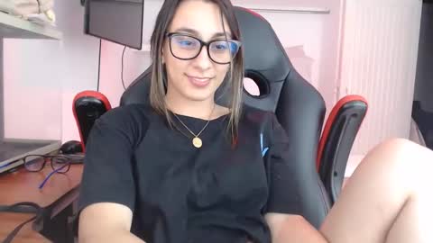 Isa  --------- online show from 11.17.25