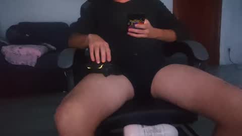 Snapshot of andreudickhard91 chatting on 01.06.25 Andreu online show from 01.06.25
