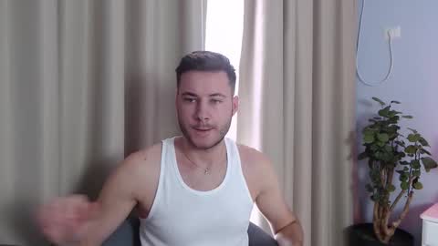 Snapshot of andrew2305 chatting on 10.17.25 Justin Andrew online show from 10.17.25