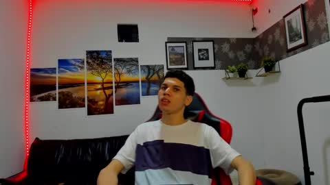 andrew_2811 online show from 11.18.25