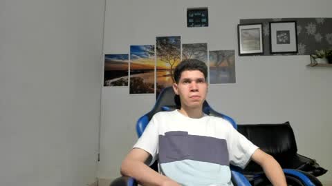 Snapshot of andrew_2811 chatting on 03.07.26 andrew_2811 online show from 03.07.26