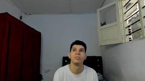 Snapshot of andrew_2811 chatting on 03.28.26 andrew_2811 online show from 03.28.26