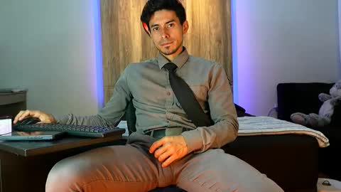 Andrew online show from 11.27.25