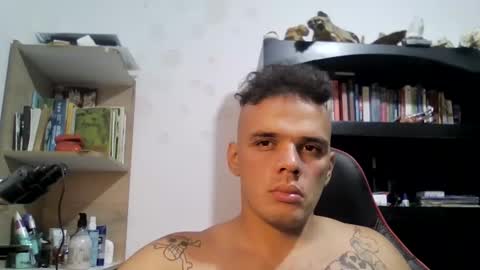 Snapshot of andrew_jaay chatting on 11.06.25 andrew_jaay online show from 11.06.25