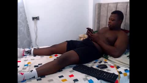 Snapshot of andrewburke06 chatting on 11.06.25 andrewburke06 online show from 11.06.25