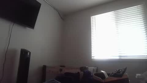 Snapshot of andrich444 chatting on 12.18.24 Sexy Newbie Couple online show from 12.18.24