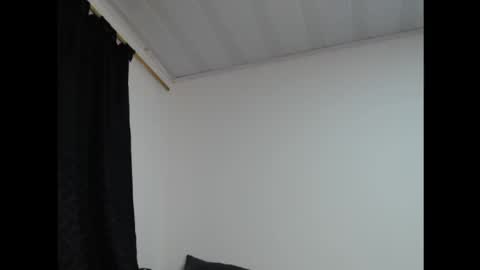 Snapshot of andriuhot066 chatting on 01.04.25 andriuhot066 online show from 01.04.25