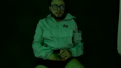 hugeclit  online show from 04.16.26