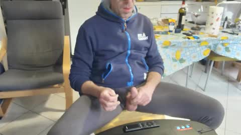 Snapshot of androx77 chatting on 11.16.25 androx77 online show from 11.16.25