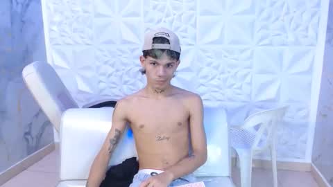 andy_dan1 online show from 04.14.26