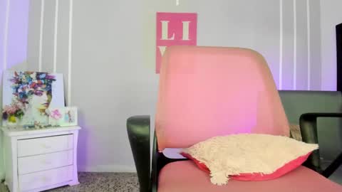 Snapshot of andy_gamboa chatting on 01.22.25 Andrea online show from 01.22.25