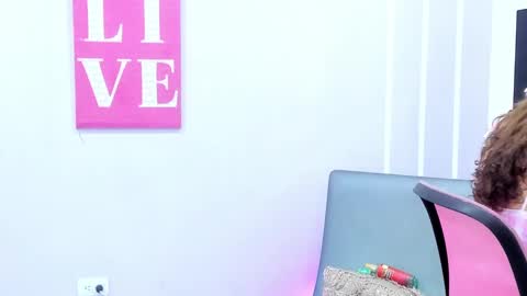 Snapshot of andy_gamboa chatting on 02.06.25 Andrea online show from 02.06.25