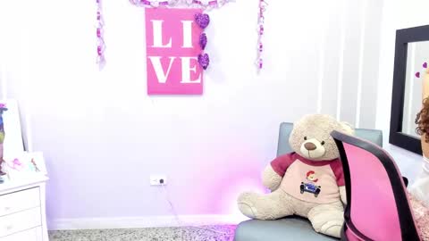 Snapshot of andy_gamboa chatting on 02.25.25 Andrea online show from 02.25.25