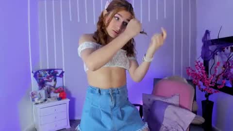 Snapshot of andy_gamboa chatting on 10.09.25 Andrea online show from 10.09.25