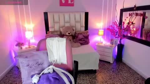 Snapshot of andy_gamboa chatting on 11.20.25 Andrea online show from 11.20.25