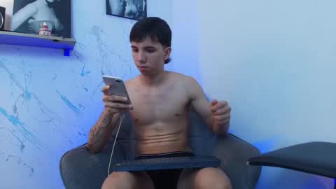 Snapshot of andy_miller5 chatting on 12.20.25 ANDY online show from 12.20.25