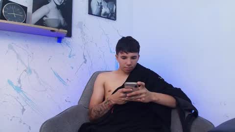 Snapshot of andy_miller5 chatting on 01.12.26 ANDY online show from 01.12.26