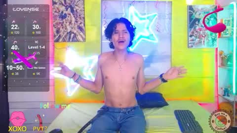 Snapshot of andy_staar18 chatting on 10.25.25 andy online show from 10.25.25