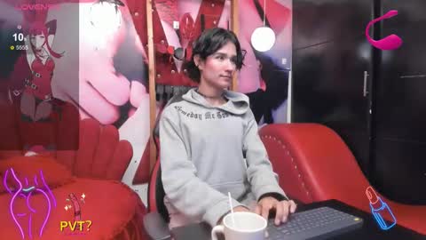 Snapshot of andy_staar18 chatting on 10.29.25 andy online show from 10.29.25