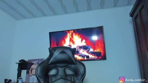 Snapshot of andy_walker_ chatting on 01.29.25 Andres online show from 01.29.25