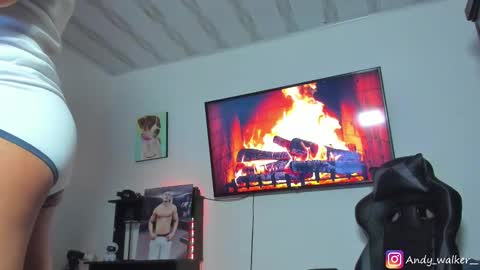 Snapshot of andy_walker_ chatting on 02.22.25 Andres online show from 02.22.25